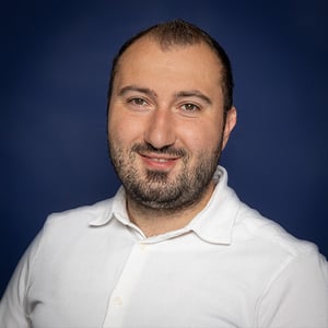 Yunus Cicek-bewerkt